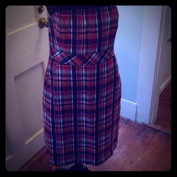 Vineyard Vines Dresses & Skirts - Vineyard Vines Strapless Dress